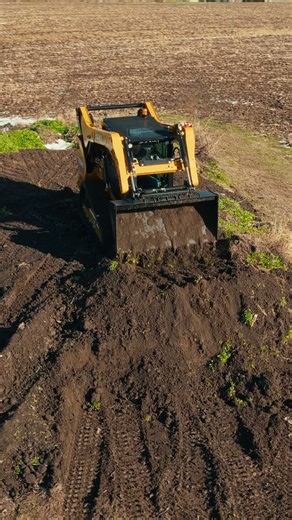 Meet the SANY ST230V Compact Track Loader