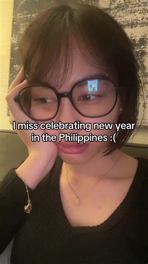 No fireworks, no torotot :( just this boring ahh ball drop 😪 #newyear #ph #usa #nycballdrop #hny