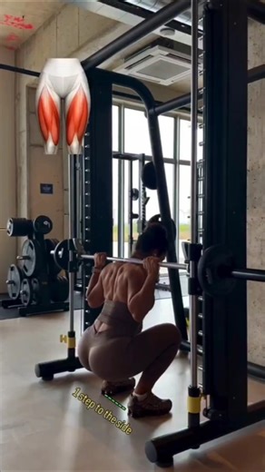 Smith Machine Squats: How Foot Placement Changes Everything! 🍑🔥#viral #shorts #fitnesstips #gym #new