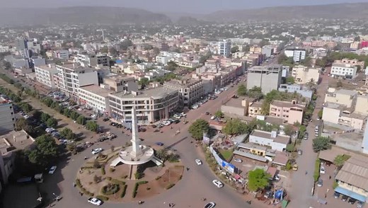 Vidéos de ISC BUSINESS SCHOOL (@isc_mali) avec son original - ISC BUSINESS SCHOOL