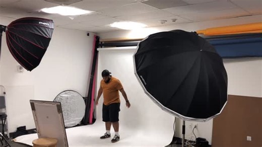 JFL Fred 📸🎥🎬 on Instagram: "Would You Put These Pics In A Magazine ⁉️ Let’s See How This Magazine Shoot Went With @69chitown_finest #magazine #blad #beautifulday #photoshoot #life"