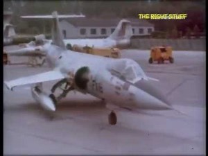 The Right Stuff - Captain Lockheed & The Starfighters - Robert Calvert (Hawkwind)