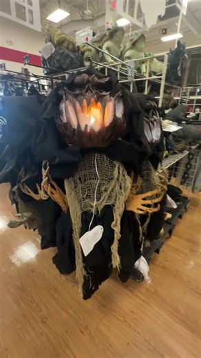 Thoughts on this animatronic from Michaels? 😳 #Halloween2026 #Halloween