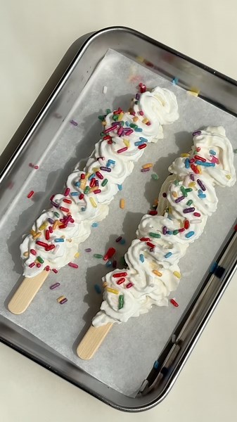 3-Ingredient Ice Cream Sandwich