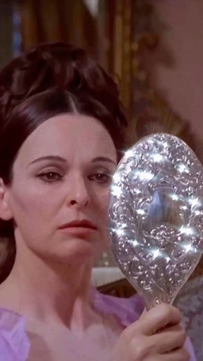 vibeyvidzz on Instagram: "Lucia Bosè in The Legend of Blood Castle (1973) Original title: Ceremonia sangrienta An aging Marchioness obsessed with looking youthful devises a vicious plan, under advice from her personal nurse, to look young again. #luciabosè #luciabose #thelegendofbloodcastle #thelegendofbloodcastle1973 #vintagevamp #vintagevampire #vibeyvidzz #70s #70sfilm #ceremoniasangrienta"