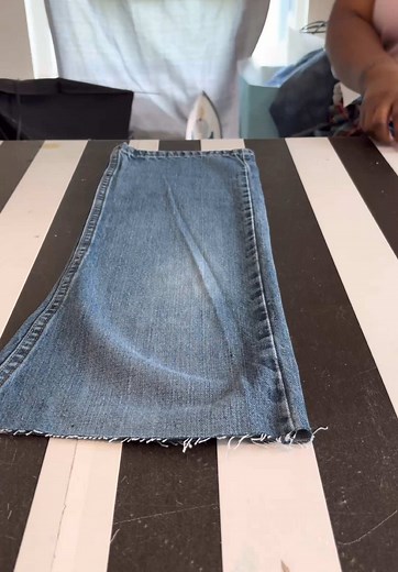 DIY Necklace Tie Tutorial for Upcycled Fashion