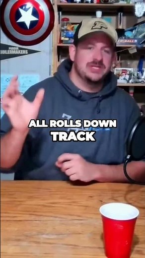 Rube Goldberg Machine vs Chain Reaction