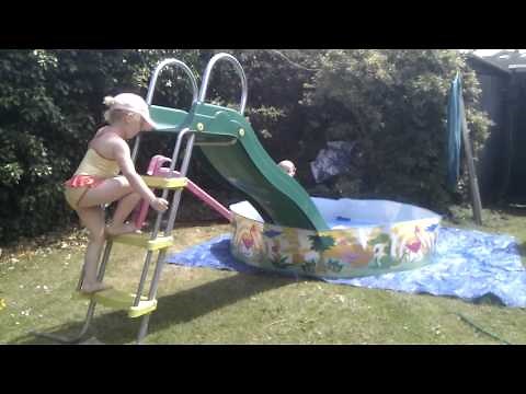 Kids in the paddling pool!