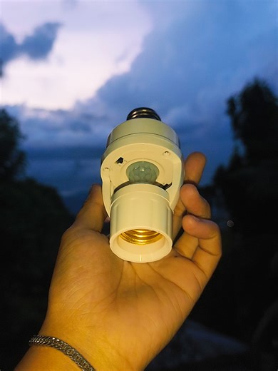 360-Degree Motion Sensor Lamp: Brighten Your Space