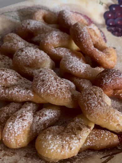 Homemade Sicilian Zeppole Recipe
