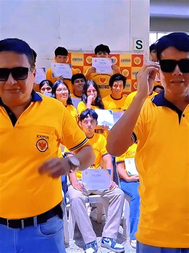 ¡La meta se cumplió! 🎓✨ No es suerte, es disciplina. Hoy celebramos a nuestros ingresantes que demostraron que con el método correcto, el ingreso es inevitable. 🚀 ¿Quieres ser el próximo en la foto? El camino al éxito empieza aquí. 🤜🤛 Inicio de ciclo otoño: 13 de abril #Ingresantes #MetaCumplida #AcademiaExitus #ExitoAcademico