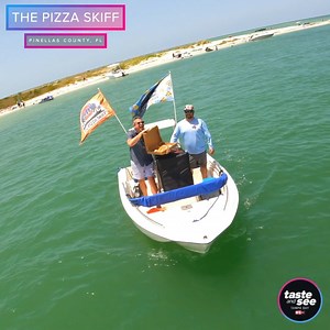 🍕 PIZZA DELIVERY BY BOAT 🚤 All aboard The Pizza Skiff! Delivering fresh hot pizza pies to sandbars and islands in Tampa Bay. Details >> https://wfts.tv/3AaqEih via Zack Perry & Sean Daly Via Madison Avenue Pizza | Taste and See Tampa Bay
