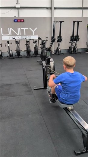 Is The Rowing Machine Good For Football Cardio? #fitness #football