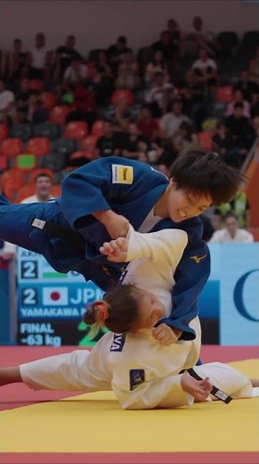 From 2-0 down, Japan come back to win 4-2 and become Cadet Mixed Team champions! 🇯🇵🥇