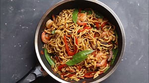 Easy Shrimp Lo Mein is a super easy one-pan recipe. My little girl said, "Mama when I grow up I want to cook Lo Mein" (the sweetest & funniest thing I heard this week :) ) and she chose the music for the video ;) What do you think? Full recipe at: http://whattocooktoday.com/easy-shrimp-lo-mein.html (I was cooking 1 portion in the video) | What To Cook Today