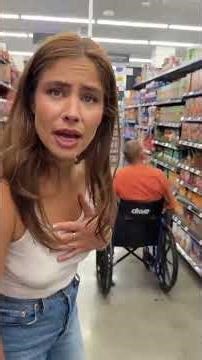 She bought him all the food he needed!🛒👏🏻🌟😍 SHARE THIS MOMENT