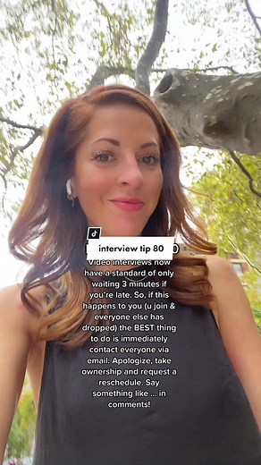 If they wait for 5 minutes consider yourself lucky!!! #interviewtipsandtricks #interviewpreparationcoaching #wfhinterviews #videointerviews #interviewadvice #howtogethired #remotework #beckypappas