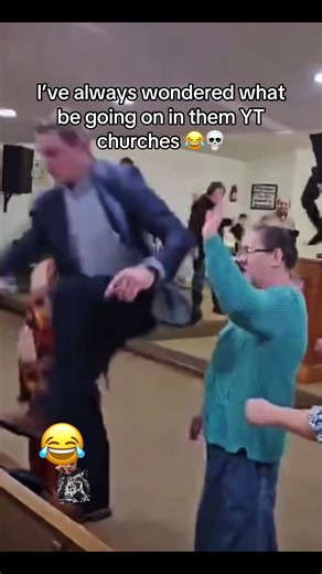 They be turnt in church #milesfamilyx5 #church #funnyreels#greenscreenvideo