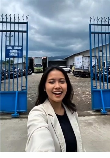 Proses Pembuatan Sepatu di Pabrik Lokal Magelang