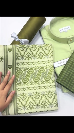 Online ကတွဲပြထားတာလေး: ထောပတ်စိမ်း ရေညှိစိမ်း