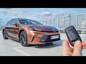 Toyota Camry (2025) 2.5 Hybrid e-CVT Executive Test Drive and Review [4k]