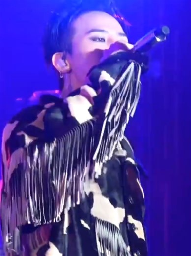 G-Dragon's Sexy Back: A Fresh Twist on Iconic Style