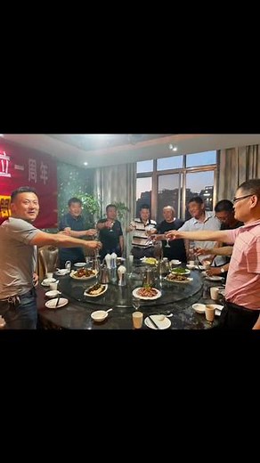 六月三日，世界自行车日！同时也是车队成立一周年的纪念日#干杯🍻