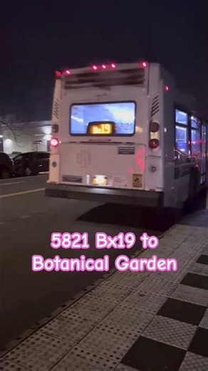 #MTA NYC BUS: 5821 Bx19 @ Southern Blvd & 189th St #nycbus #youtubeshorts #thebronx #music #4k