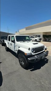 Gorgeous Brand-New Jeep Gladiator Sport S 4x4 for Sale