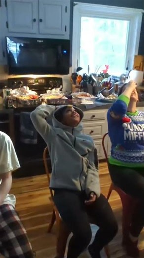 qualifying round in cookie eating contest