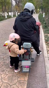 Chocolate 🍫 #viralvideo #luxembourg #goodmorning #london #foryou #usa #newyorktime #singapore #hongkong #italy #paris #fypシ #mexico #germany #Lahore #Newyork #norway | M Factx