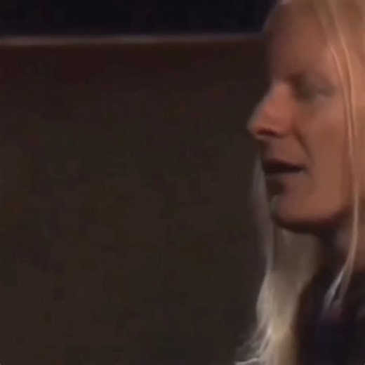 147K views · 6.4K reactions | Johnny Winter "Mean Town Blues" 1968 #johnnywinter 懶懶懶 | Alexandra Hendrix | Facebook