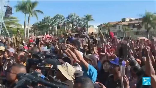 🇲🇬 What started with youth-led protests over power and water shortages, grew into a country-wide campaign against the president and ruling elite. Now, #Madagascar’s military has seized power. What’s next for the country? | FRANCE 24 English