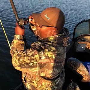 How about that cat fight! #teamcatfish #catfishing #catfish #happycustomer @jefffaulkenberryoutdoors teamcatfish.com | Team Catfish Tackle