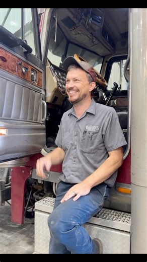 379 Peterbilt failed cab bushings! #Peterbilt #repair #mechanic #dieselmechanic #trucker #trucking | Blevins Diesel