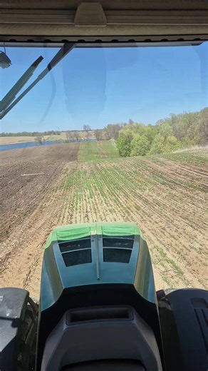 Farming #bigtractorpower #agri #farmequipment #farm #johndeere #machine #agriculture #harvest #farmer #farming | Farming Junk