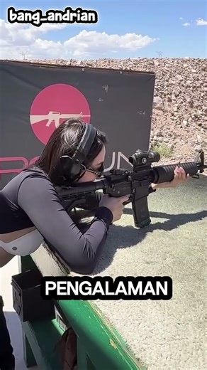 Wanita Profesional Menjajal senjata di Lapangan Tembak #sniper #m16 #senjataapi #shorts