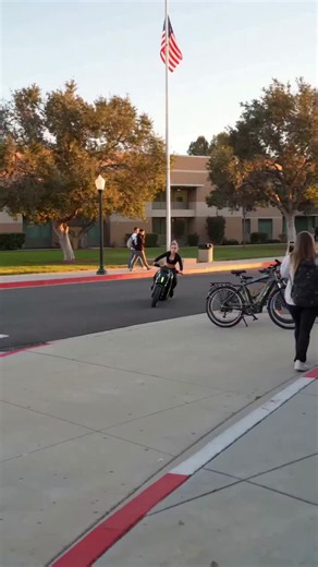 Late to class? Just bring the whole bike inside. 🤯🎒 She pulled up to campus like everyone was already recording, pressed one button, turned her motorcycle into a backpack, and ran straight to her lecture. No hall pass covers this kind of energy! Absolutely legendary. 🏃‍♀️⚡️ #motorcycle #mechanic #transformation #scifi #femalerider