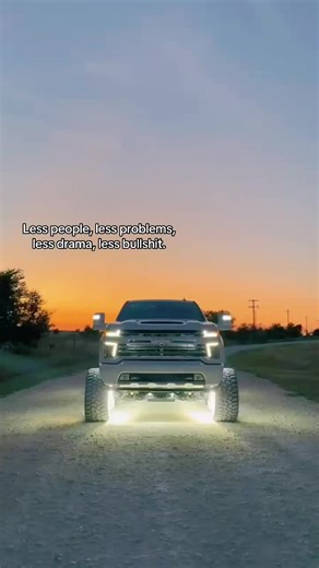 Keep your circle small #fyp #sunset #viral #trucktok🔥 #trending | Truck