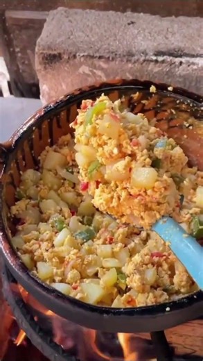 #food huevos con papas desayuno