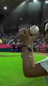 192K views · 3.4K reactions | ¡Qué brutal la sensación de lanzar la primera bola! Logré un strike!!! creo que me van a considerar como pitcher substituta 浪 Let’s Go @criolloscaguas ❤️‍!!!! . . A darle con todo @yadier_marciano_molina . Fotos finales por @jorgecolonphotography Video cortesía de: @oscarmarreropr y @wapatv | Ana Isabelle | Facebook