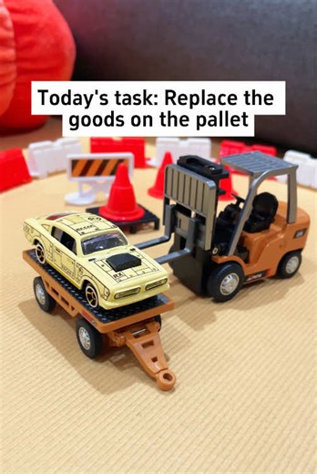 Efficient Pallet Loading Techniques with Mini Forklifts