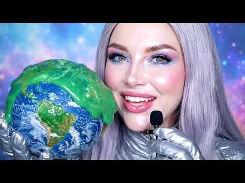 Nova Tries Wild Space Foods in Outer Space 👽🌌 | Relaxing Alien Mukbang ASMR (3 Minutes)