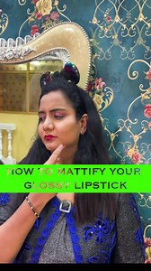 Tip #13 of 365 🎓MAKEUP & BEAUTY TIPS FOR 365 DAYS🎓- How to MATTIFY YOUR GLOSSY LIPSTICK Materials used: ☑️ Dry tissue paper ☑️ Any talcum / loose powder The powder helps the colour to sit properly and perfectly on the skin of your lips. For more tutorials, Subscribe my YouTube channel ARTHI BALAJI MAKEOVER STYLES (link in bio) For bridal makeup / course 📞 95000 76778 @arthibalajimakeoverstyles #bridemakeup #bridalmakeupartist #pearlsbeautyacademy #beauty #airbrush #makeup #makeupcourse #makeu