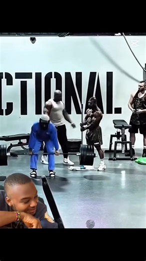 8.2K views · 221 reactions | I wonder why big muscle big guys were unable to hold Anatoly’s 32kg Mop  | Bishop Chidi | Facebook