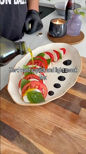 Caprese salad 🇮🇹 #foodshorts