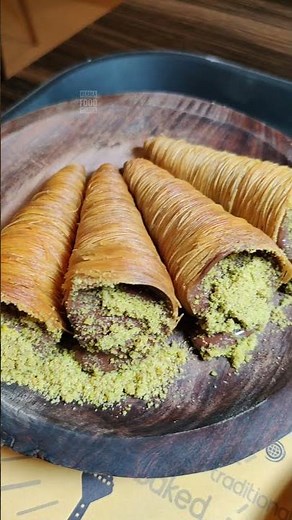 എത്ര പേർ കുനാഫ കഴിച്ചിട്ടുണ്ട് 😋 #shorts #short