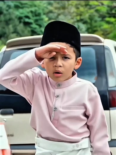 Mama Papa Raya by Datuk Aliff Syukri