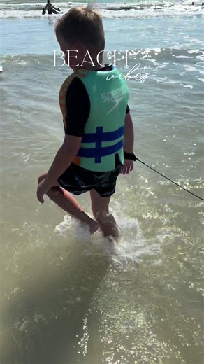 First day at the beach! #portaransas #portaransastx #cinnamonshores #cinnamonshorestx #traveltiktok #travelingwithkids #boymom