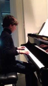 Aupianobystephanie... Jean-Baptiste C... Cache cache de Ludovico Einaudi